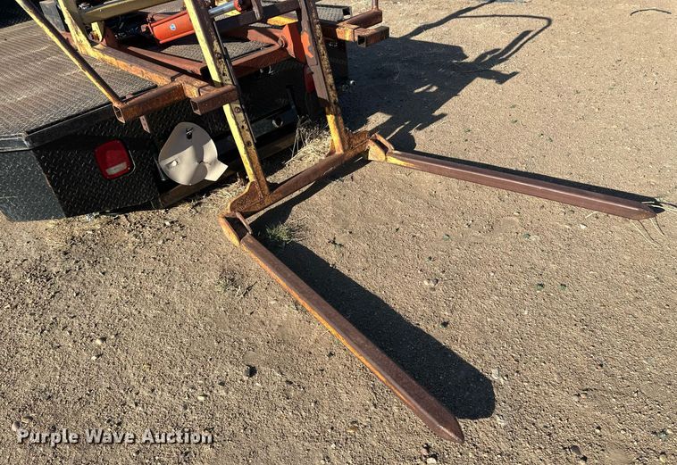 image for item KX9135 Bale forks