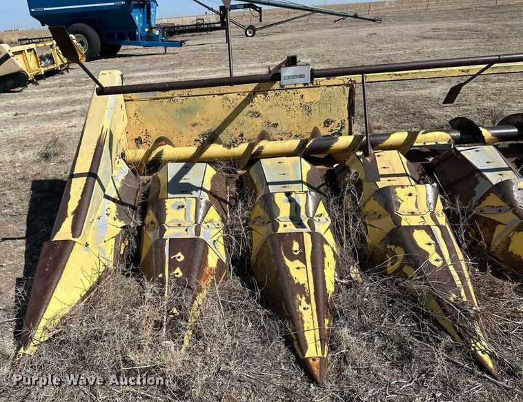 image for item KX9137 New Holland 974  corn head