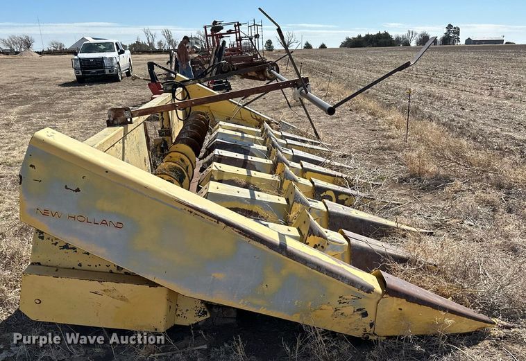 image for item KX9137 New Holland 974  corn head