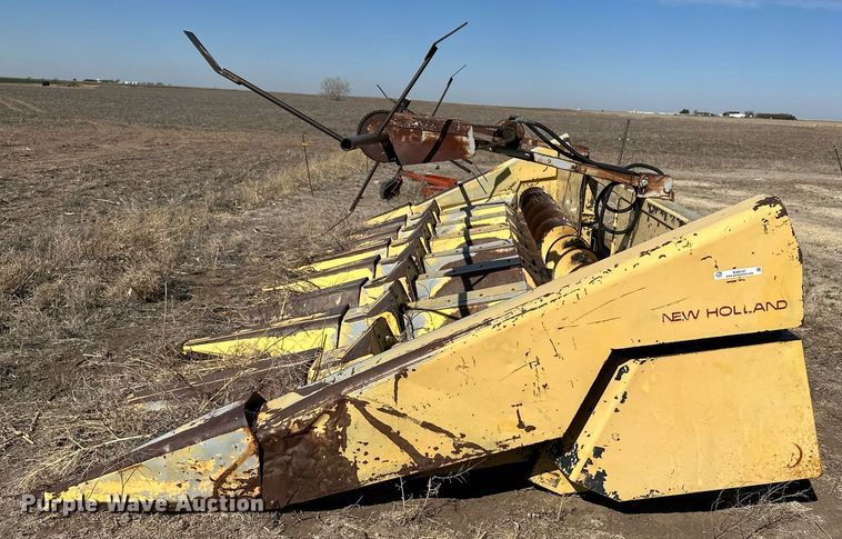 image for item KX9137 New Holland 974  corn head