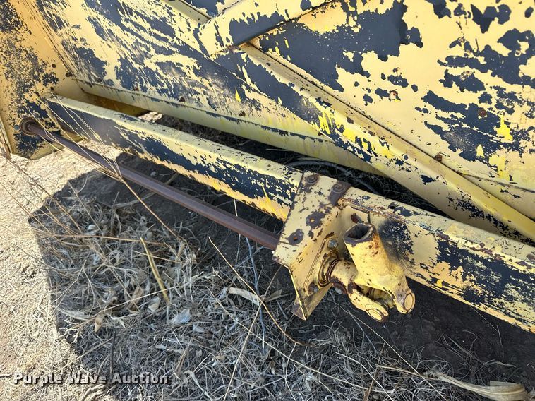 image for item KX9137 New Holland 974  corn head