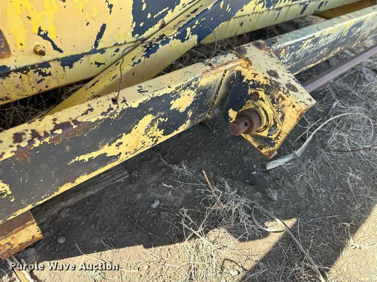 image for item KX9137 New Holland 974  corn head