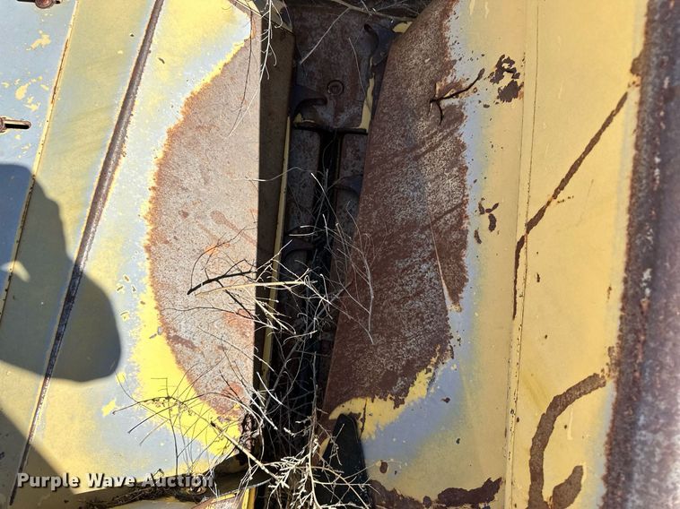 image for item KX9137 New Holland 974  corn head