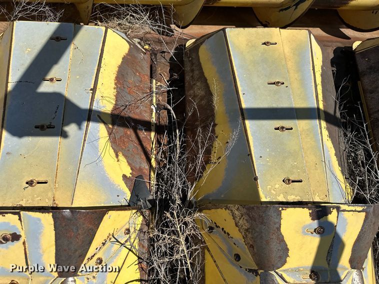 image for item KX9137 New Holland 974  corn head