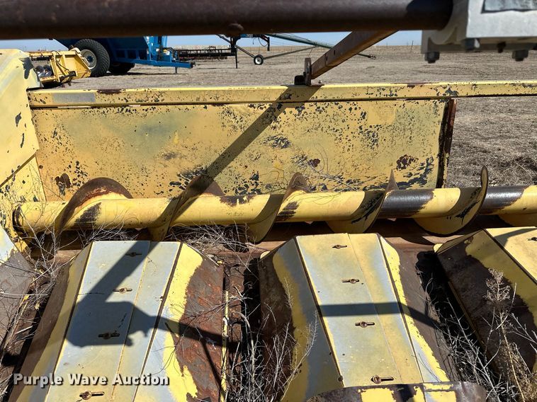 image for item KX9137 New Holland 974  corn head