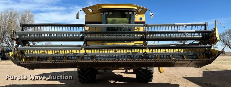 image for item KX9138 New Holland TR98  combine