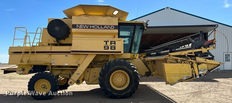image for item KX9138 New Holland TR98  combine