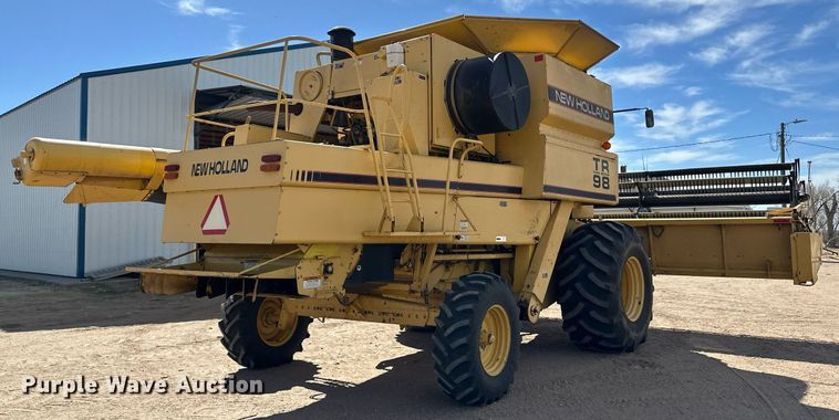 image for item KX9138 New Holland TR98  combine