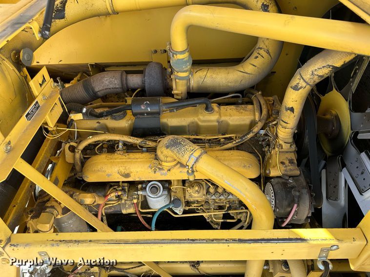 image for item KX9138 New Holland TR98  combine