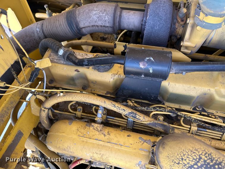 image for item KX9138 New Holland TR98  combine