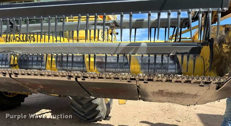 image for item KX9138 New Holland TR98  combine