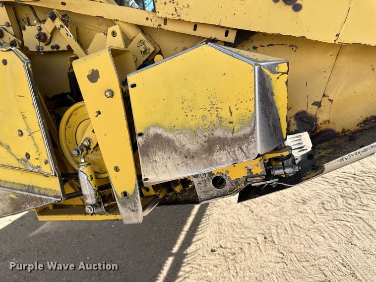 image for item KX9138 New Holland TR98  combine