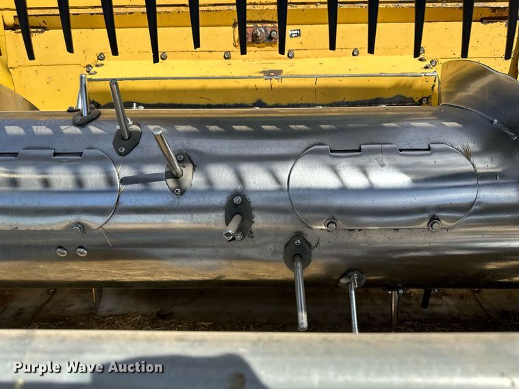 image for item KX9138 New Holland TR98  combine