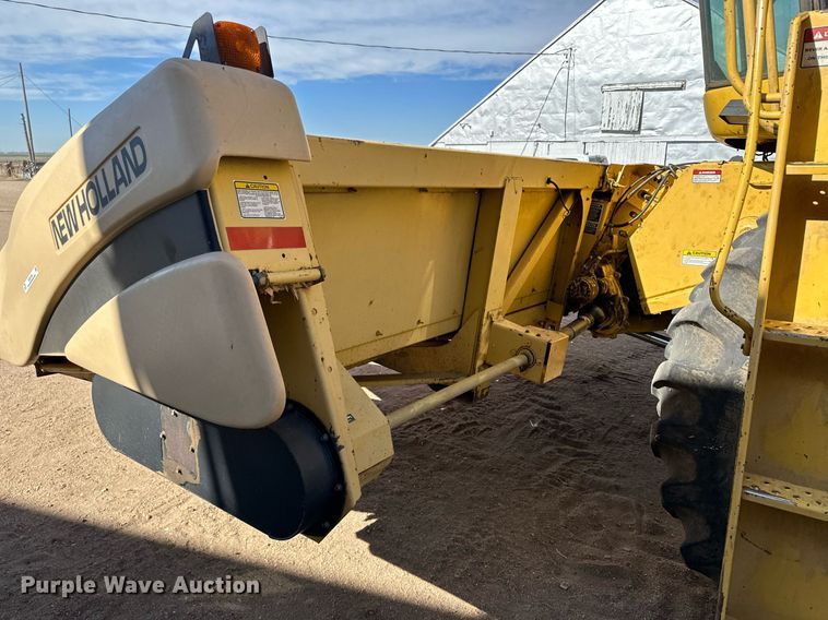 image for item KX9139 New Holland 996  corn head