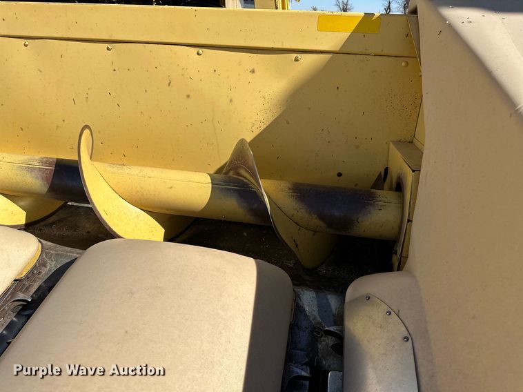 image for item KX9139 New Holland 996  corn head