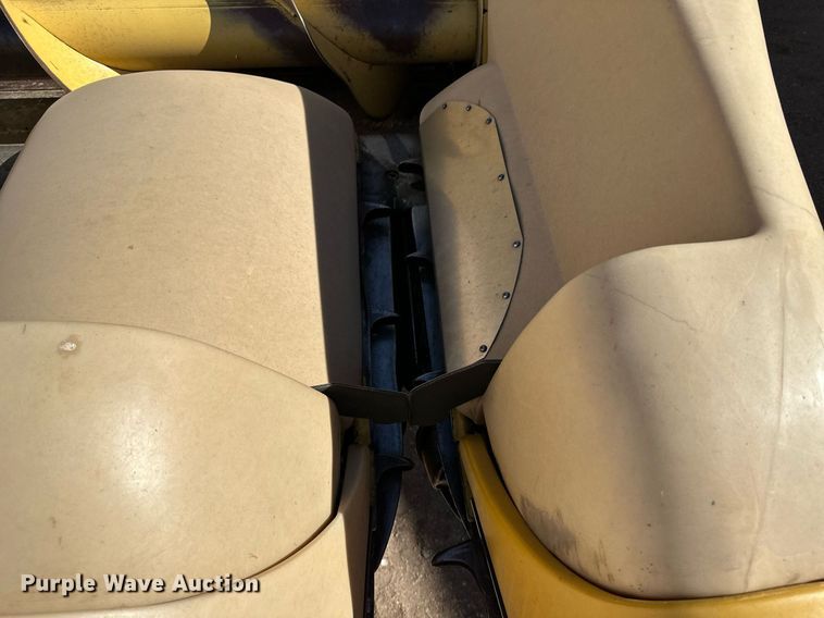 image for item KX9139 New Holland 996  corn head