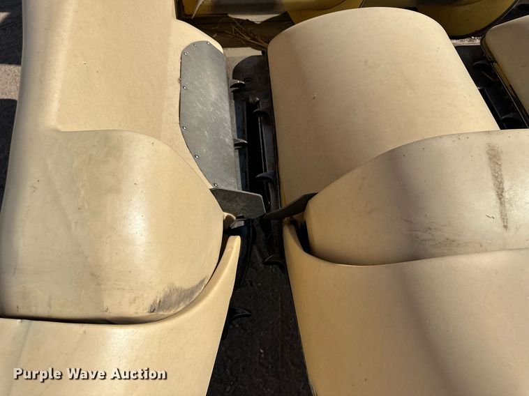 image for item KX9139 New Holland 996  corn head