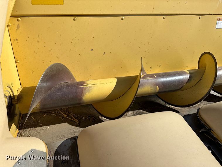 image for item KX9139 New Holland 996  corn head