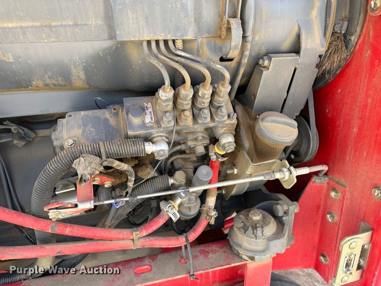 image for item KX9196 2013 Massey Ferguson 1843S  self-contained small square baler