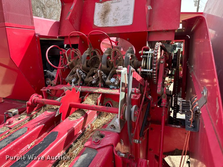 image for item KX9196 2013 Massey Ferguson 1843S  self-contained small square baler