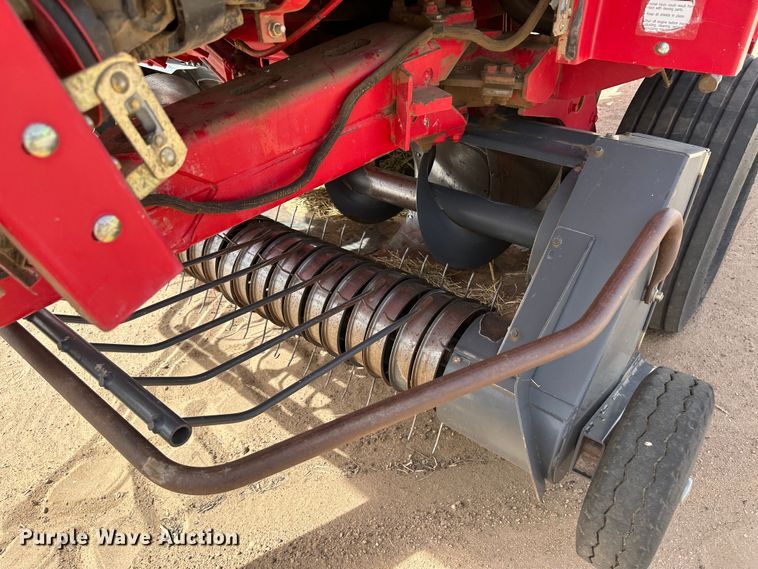 image for item KX9196 2013 Massey Ferguson 1843S  self-contained small square baler