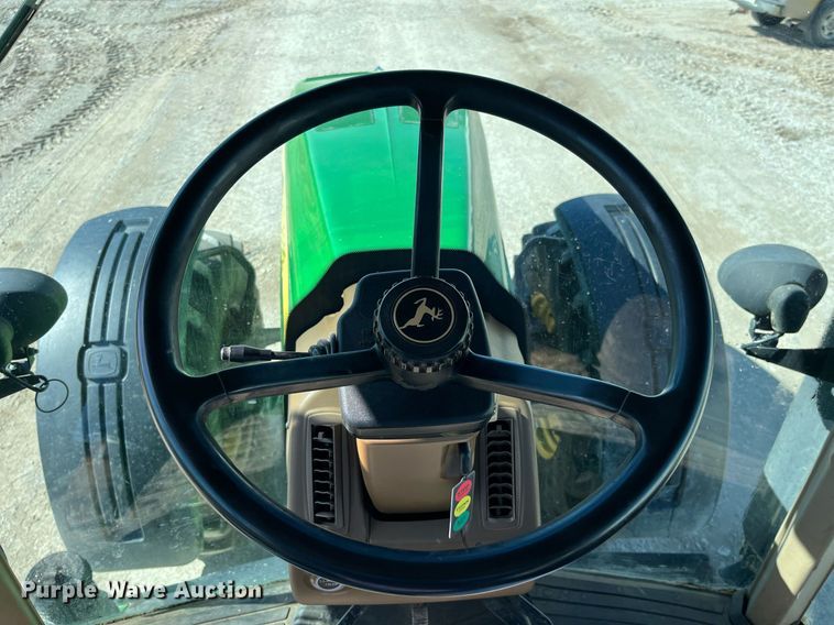 image for item LA9922 2008 John Deere 8130  MFWD tractor