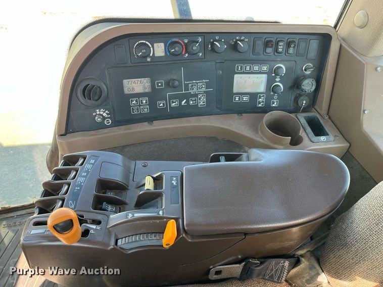 image for item LA9922 2008 John Deere 8130  MFWD tractor