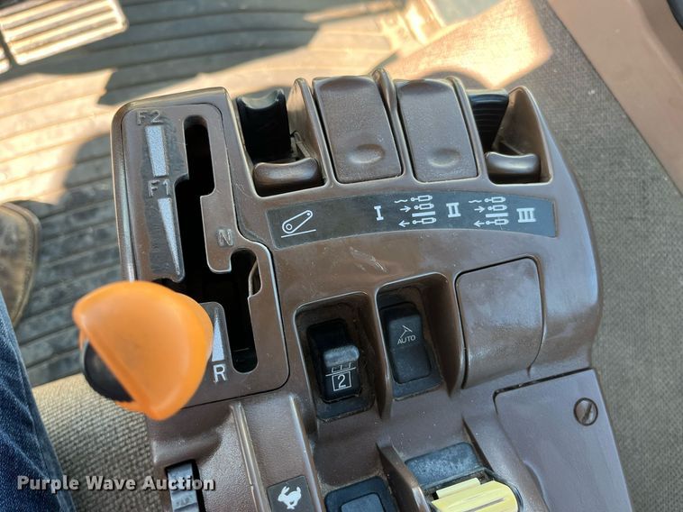 image for item LA9923 2008 John Deere 8130  MFWD tractor