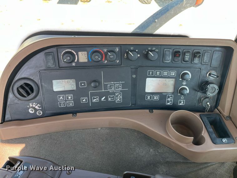 image for item LA9923 2008 John Deere 8130  MFWD tractor