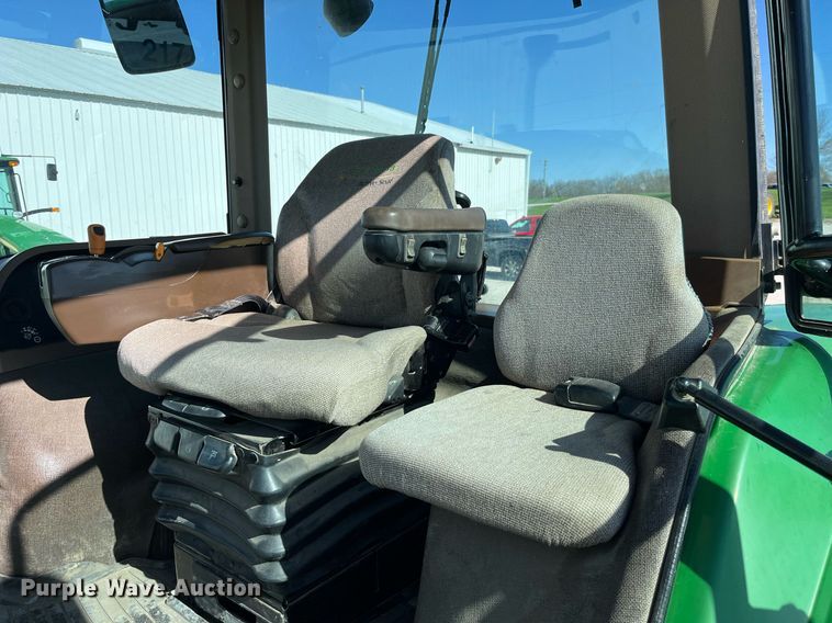 image for item LA9923 2008 John Deere 8130  MFWD tractor