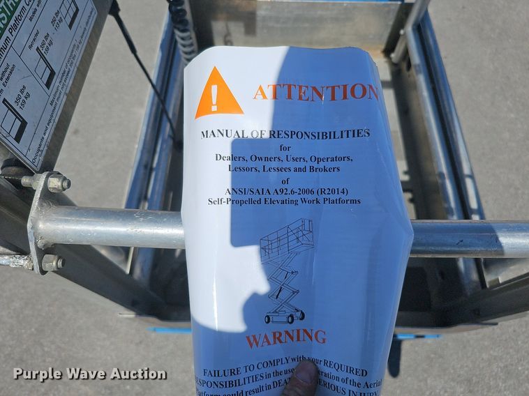 image for item LE9352 2016 Genie GR-20  vertical lift