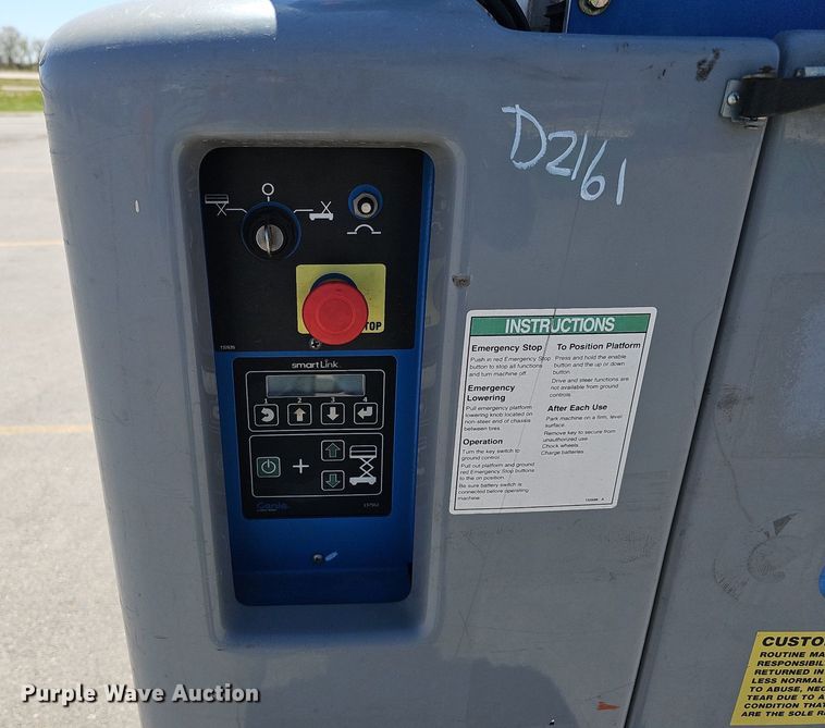 image for item LE9352 2016 Genie GR-20  vertical lift