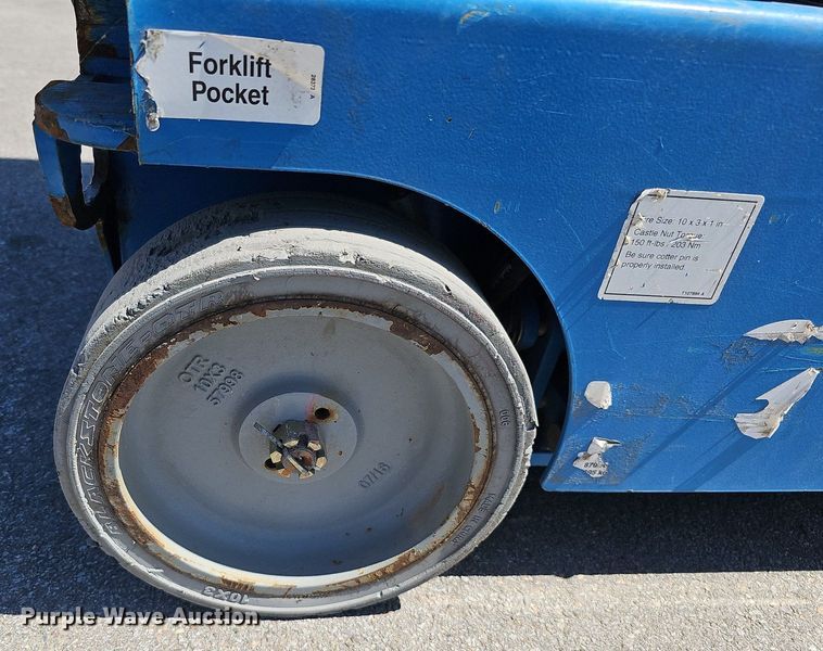 image for item LE9352 2016 Genie GR-20  vertical lift