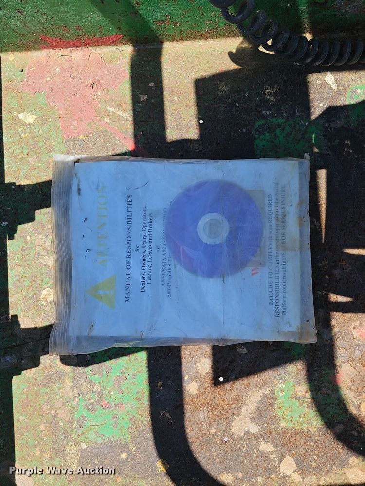 image for item LE9353 Genie GS2632  scissor lift