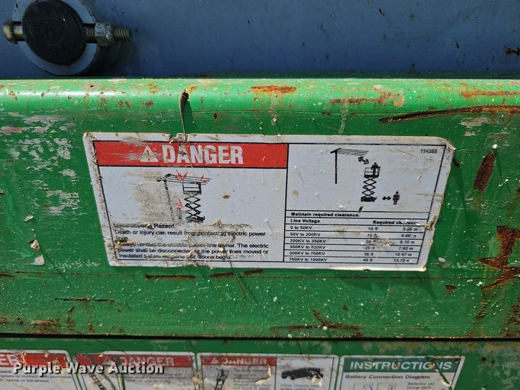 image for item LE9353 Genie GS2632  scissor lift