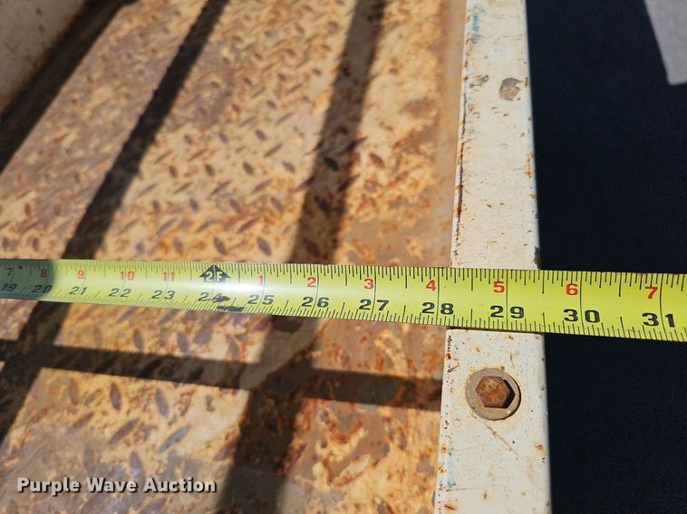 image for item LE9354 2014 JLG 1932RS  scissor lift