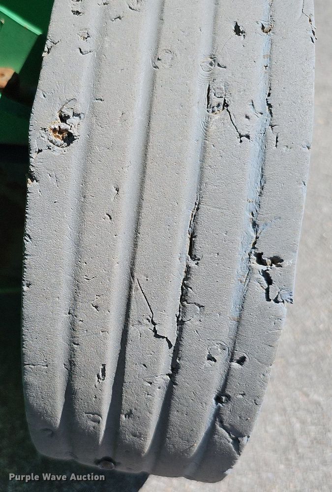 image for item LE9354 2014 JLG 1932RS  scissor lift