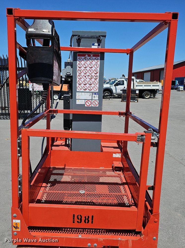 image for item LE9355 2022 Skyjack SJ20  vertical lift