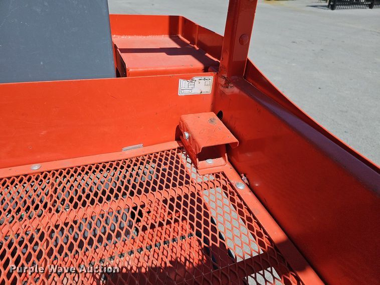 image for item LE9355 2022 Skyjack SJ20  vertical lift