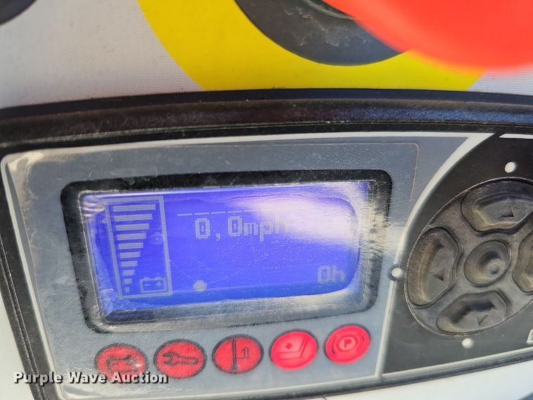 image for item LE9355 2022 Skyjack SJ20  vertical lift