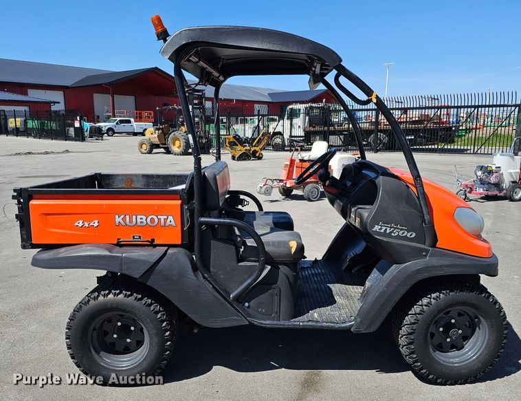image for item LE9356 2018 Kubota RTV500  utility vehicle