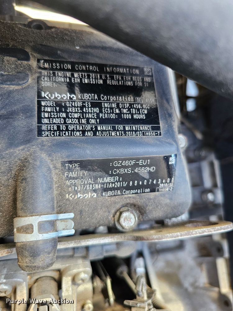 image for item LE9356 2018 Kubota RTV500  utility vehicle