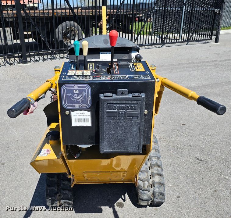 image for item LE9358 2014 Vermeer RTX150  trencher