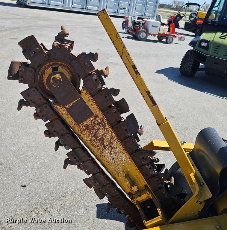 image for item LE9358 2014 Vermeer RTX150  trencher