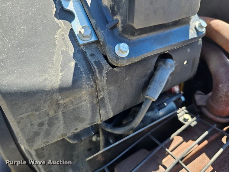 image for item LE9358 2014 Vermeer RTX150  trencher