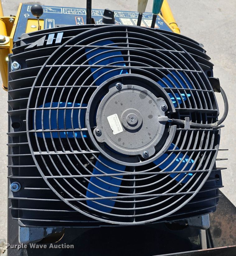 image for item LE9358 2014 Vermeer RTX150  trencher