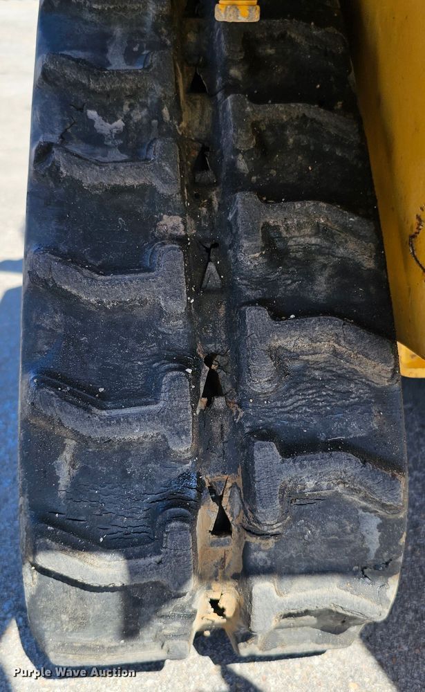 image for item LE9358 2014 Vermeer RTX150  trencher