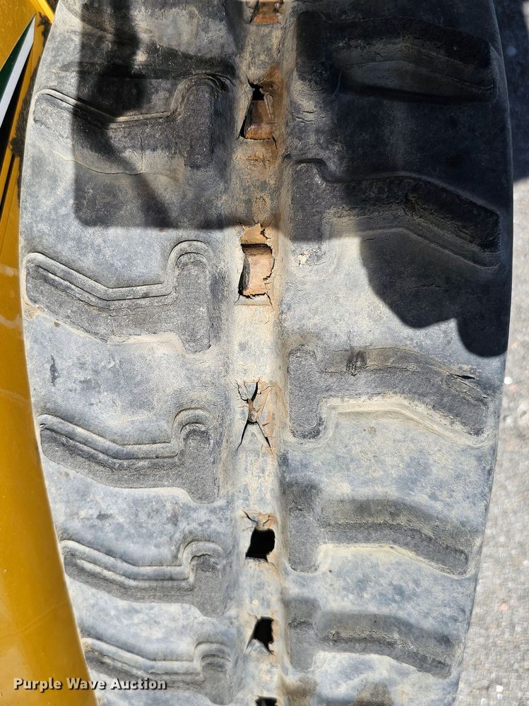 image for item LE9358 2014 Vermeer RTX150  trencher