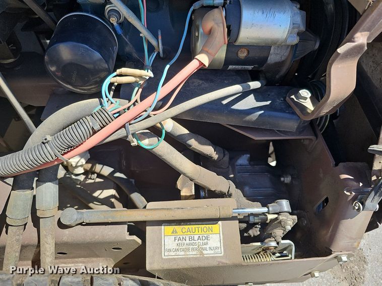 image for item LE9359 Grasshopper 325  ZTR lawn mower