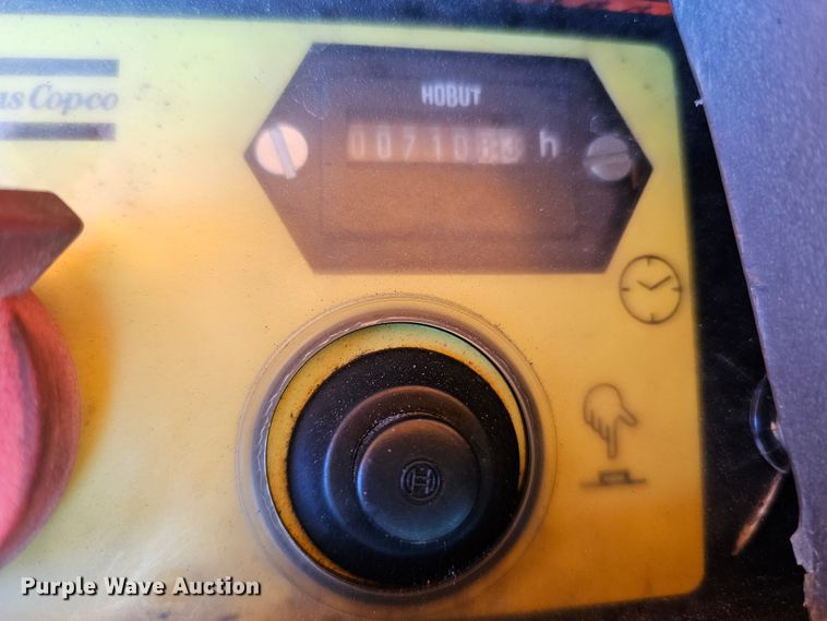 image for item LE9362 Atlas Copco XAS 185 JD7  air compressor